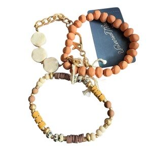 NWT Universal Thread Multi-Color Beaded Bracelets